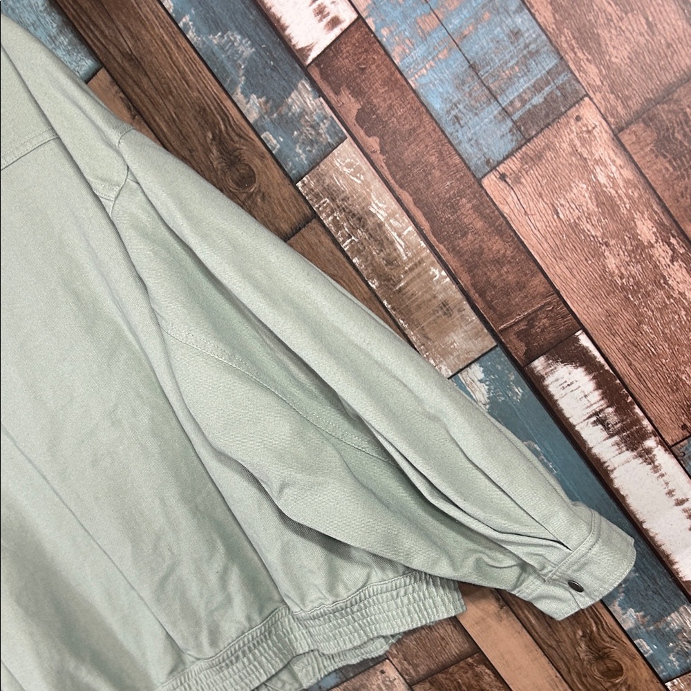 Gianni Bini Light Green oversized zip side Jacket - Picture 14 of 16